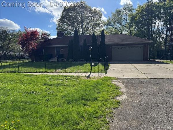 27315 Lathrup Boulevard, Lathrup Village, MI 48076