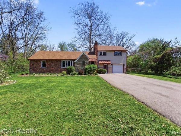 11093 Baraga Street, Taylor, MI 48180