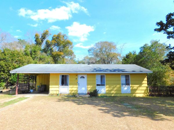 761 S Madison Street , Quincy, FL 32351