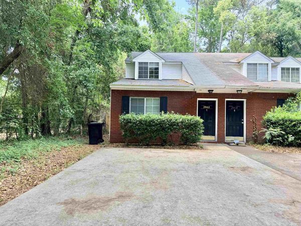 2902 CAPITAL PARK Drive, Tallahassee, FL 32301