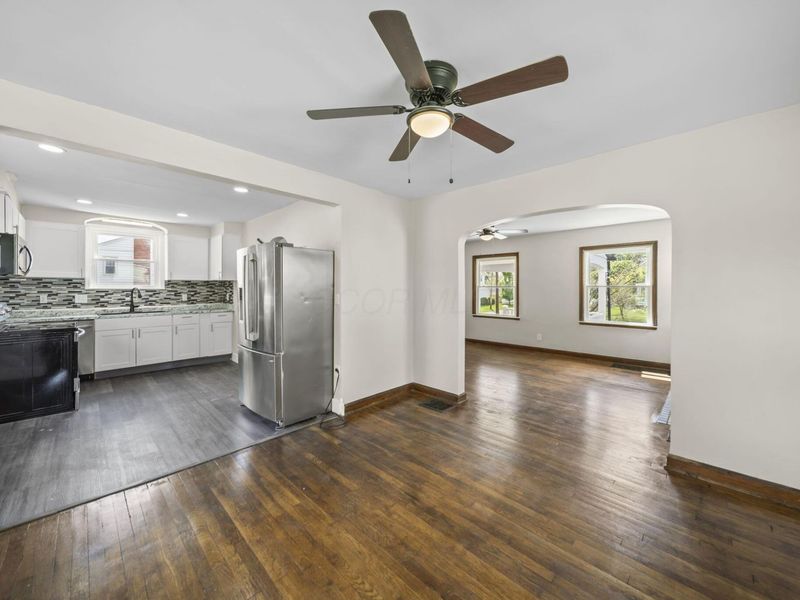 1676 E Lakeview Avenue, Columbus, OH 43224 Photo 18