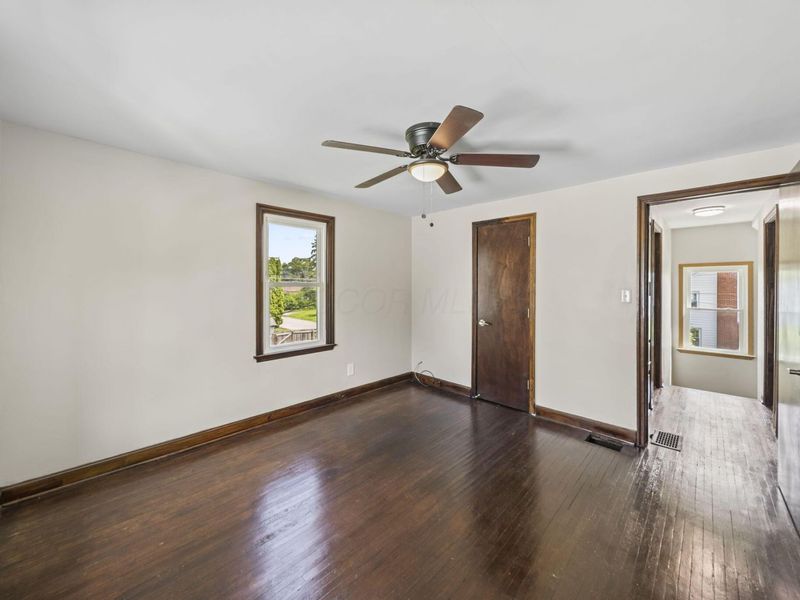 1676 E Lakeview Avenue, Columbus, OH 43224 Photo 27