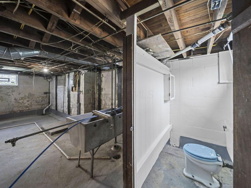 1676 E Lakeview Avenue, Columbus, OH 43224 Photo 41