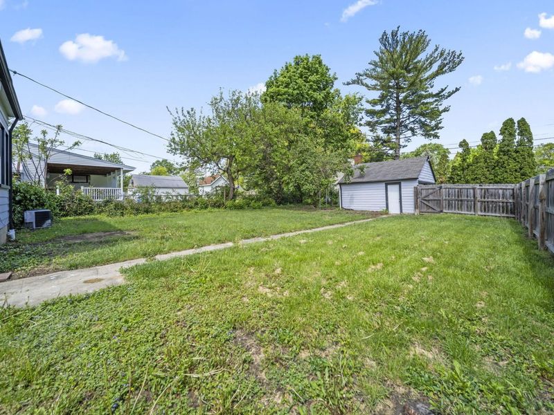 1676 E Lakeview Avenue, Columbus, OH 43224 Photo 45