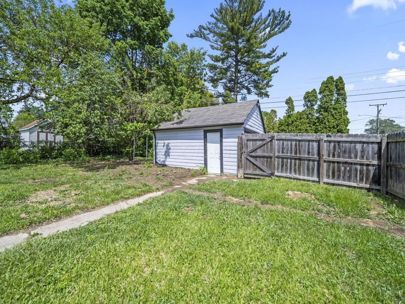 1676 E Lakeview Avenue, Columbus, OH 43224 Photo 49