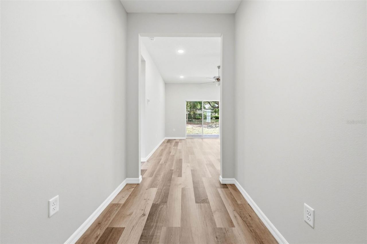 13404 New York Avenue, Astatula, FL 34705 Photo