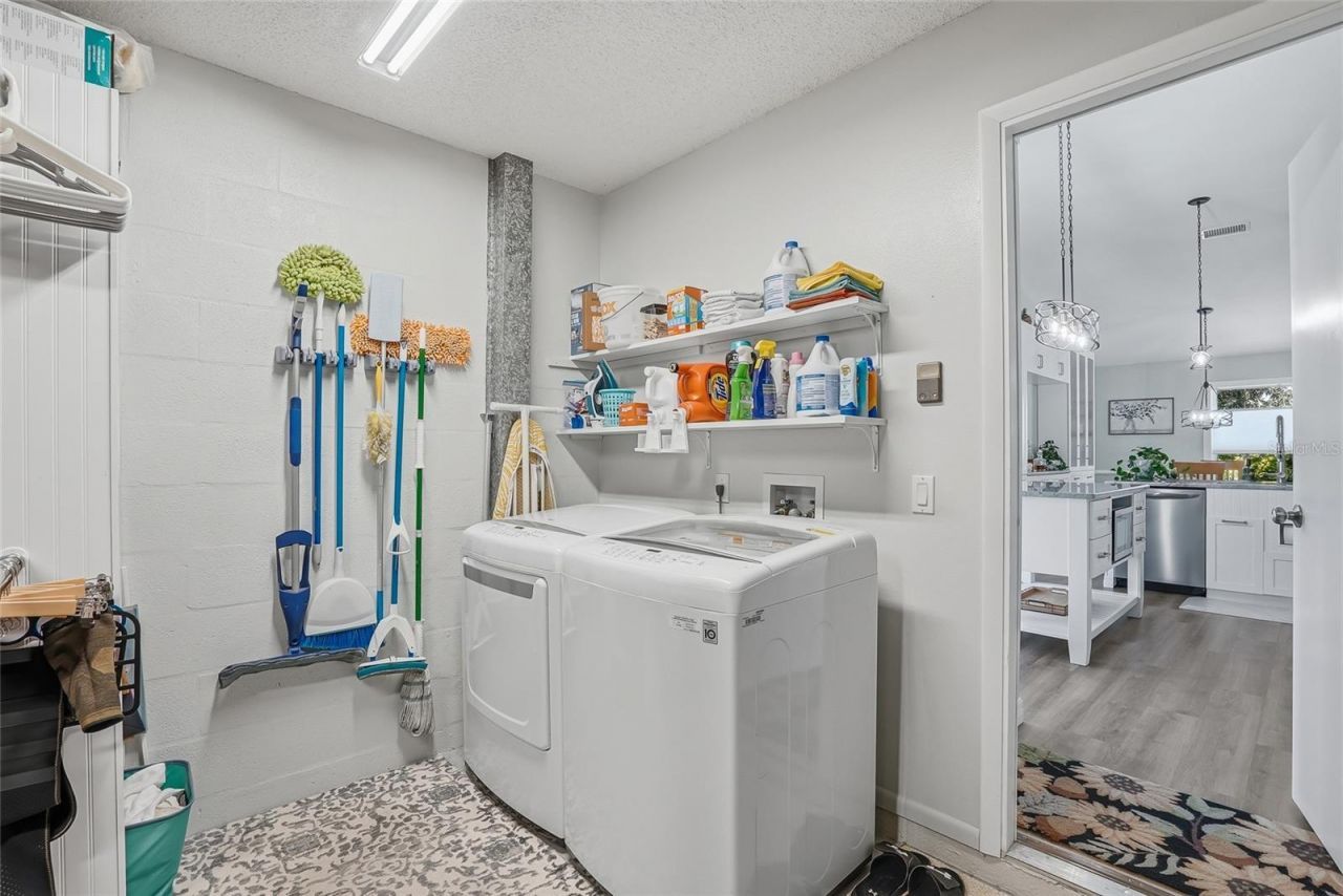 4839 14th Avenue E, Bradenton, FL 34208 Photo