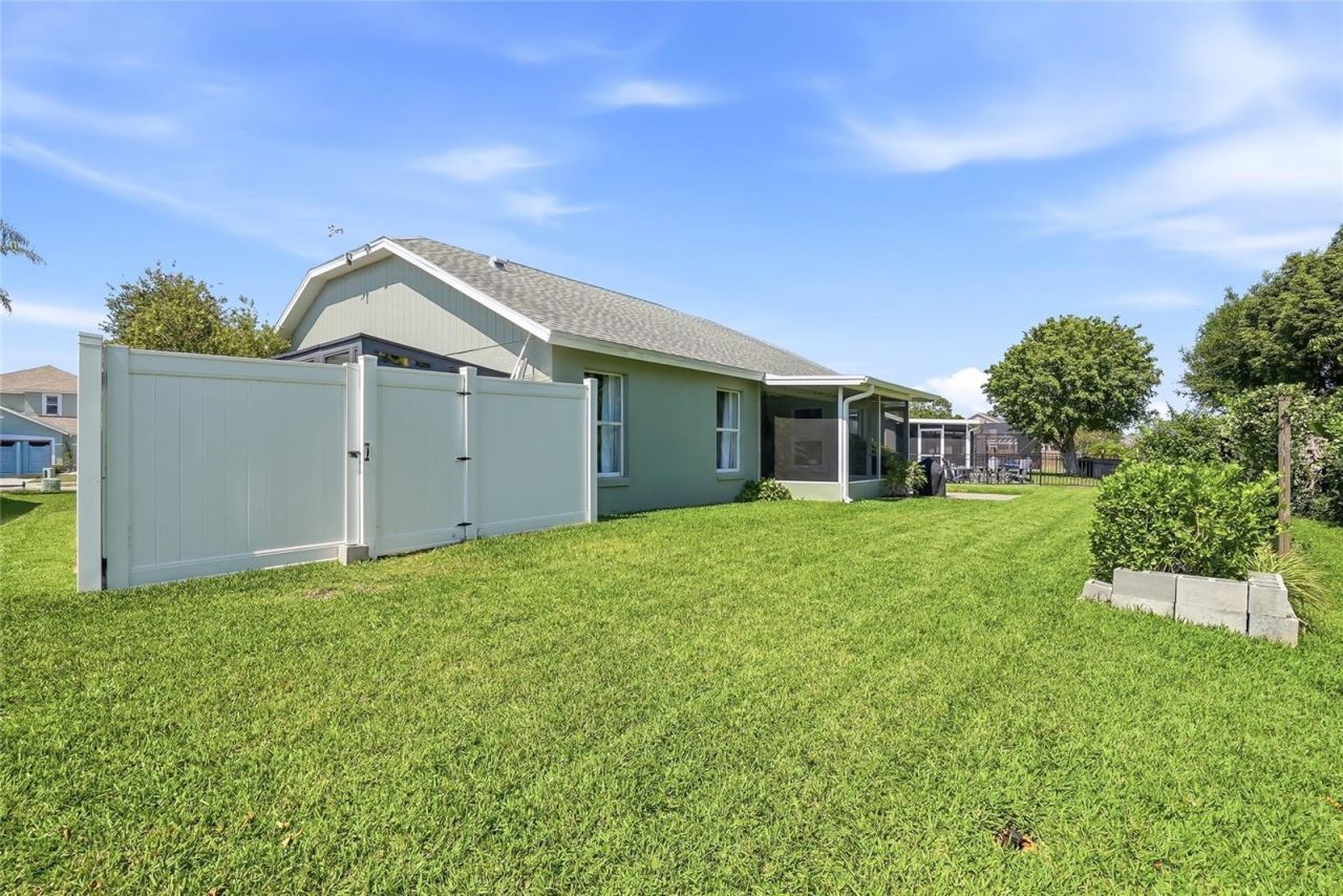 4839 14th Avenue E, Bradenton, FL 34208 Photo