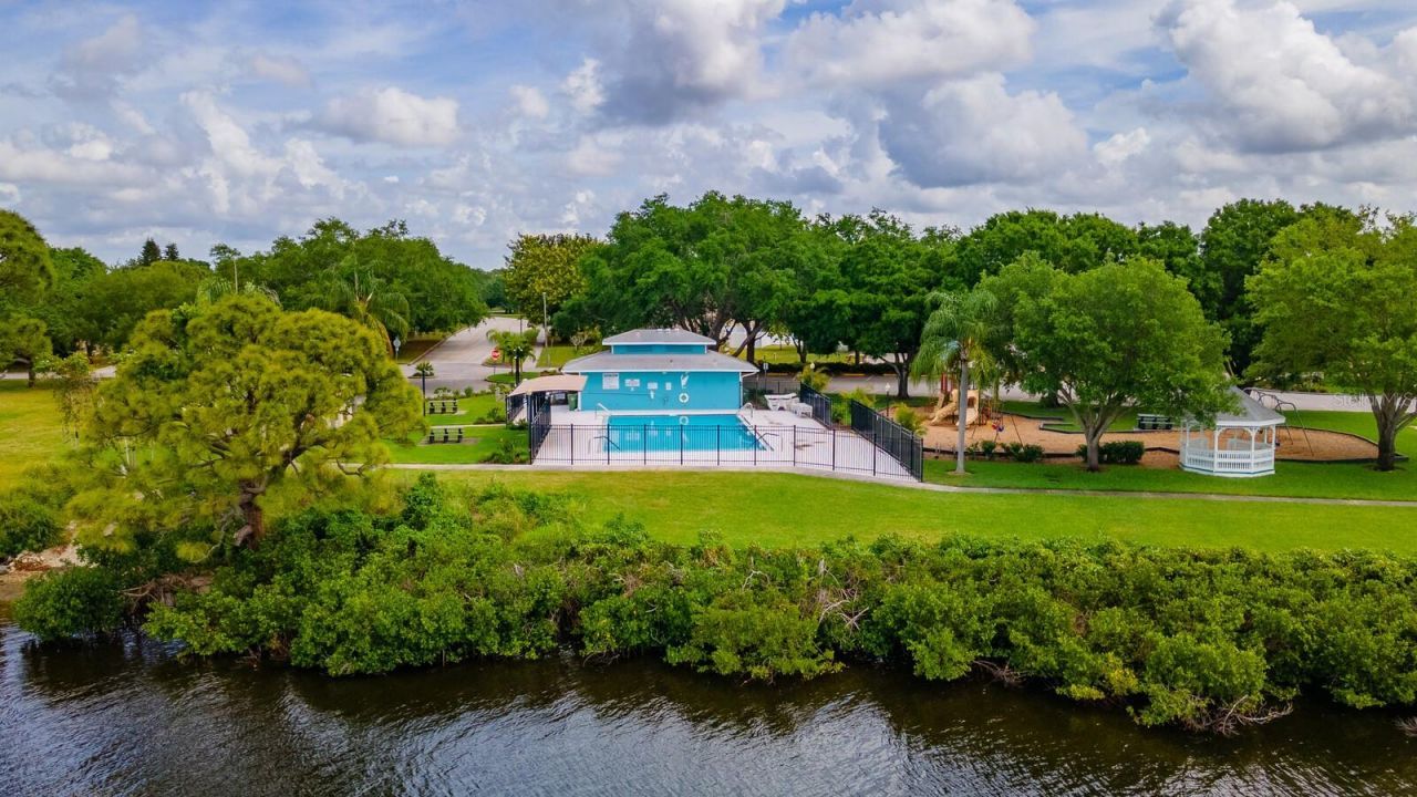 4839 14th Avenue E, Bradenton, FL 34208 Photo