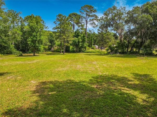 LAKE HELEN, FL 32744