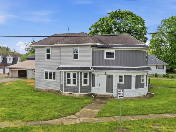 390 W Maple Avenue, Van Wert, OH 45891