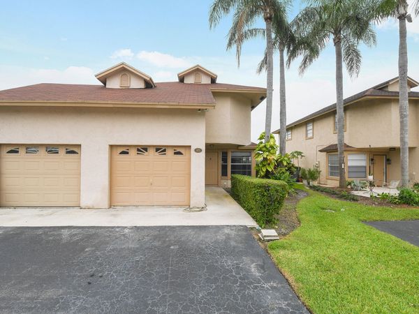 1475 Lake Mango Way, West Palm Beach, FL 33406