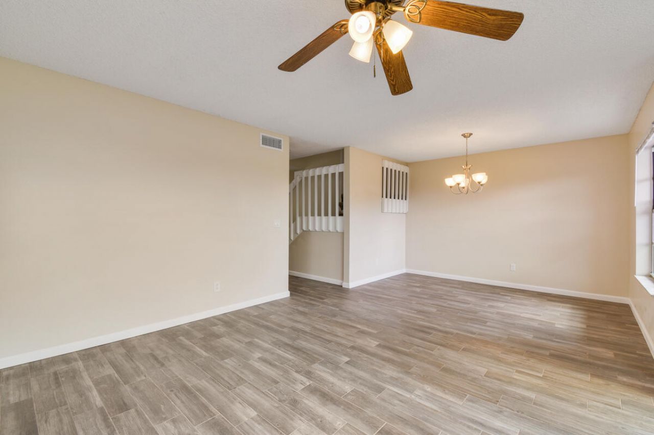 1475 Lake Mango Way, West Palm Beach, FL 33406 Photo