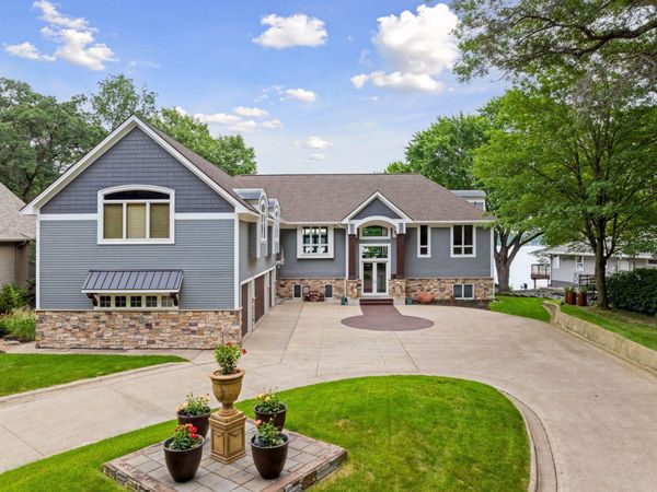 5100 Lexington Avenue N, Shoreview, MN 55126