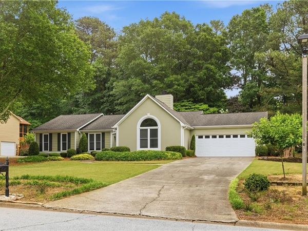 2824 Carriage Rowe , Duluth, GA 30096