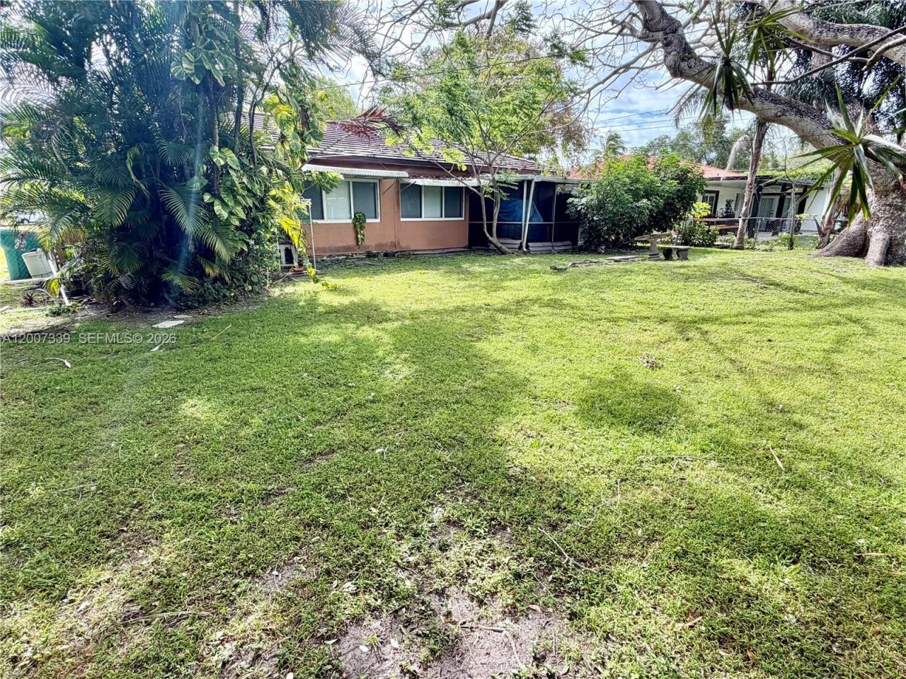 11002 NE 10th Ave , Biscayne Park, FL 33161 Photo