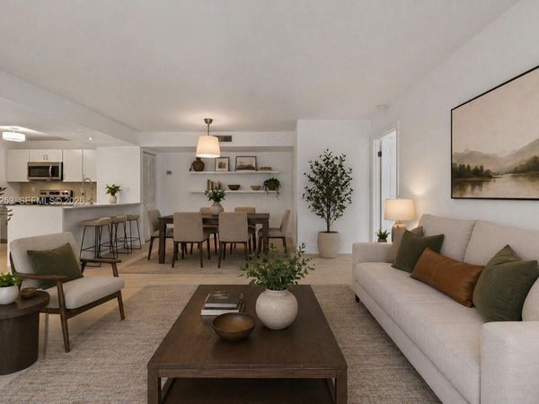 903 NE 199th ST , Unit 104, Miami, FL 33179