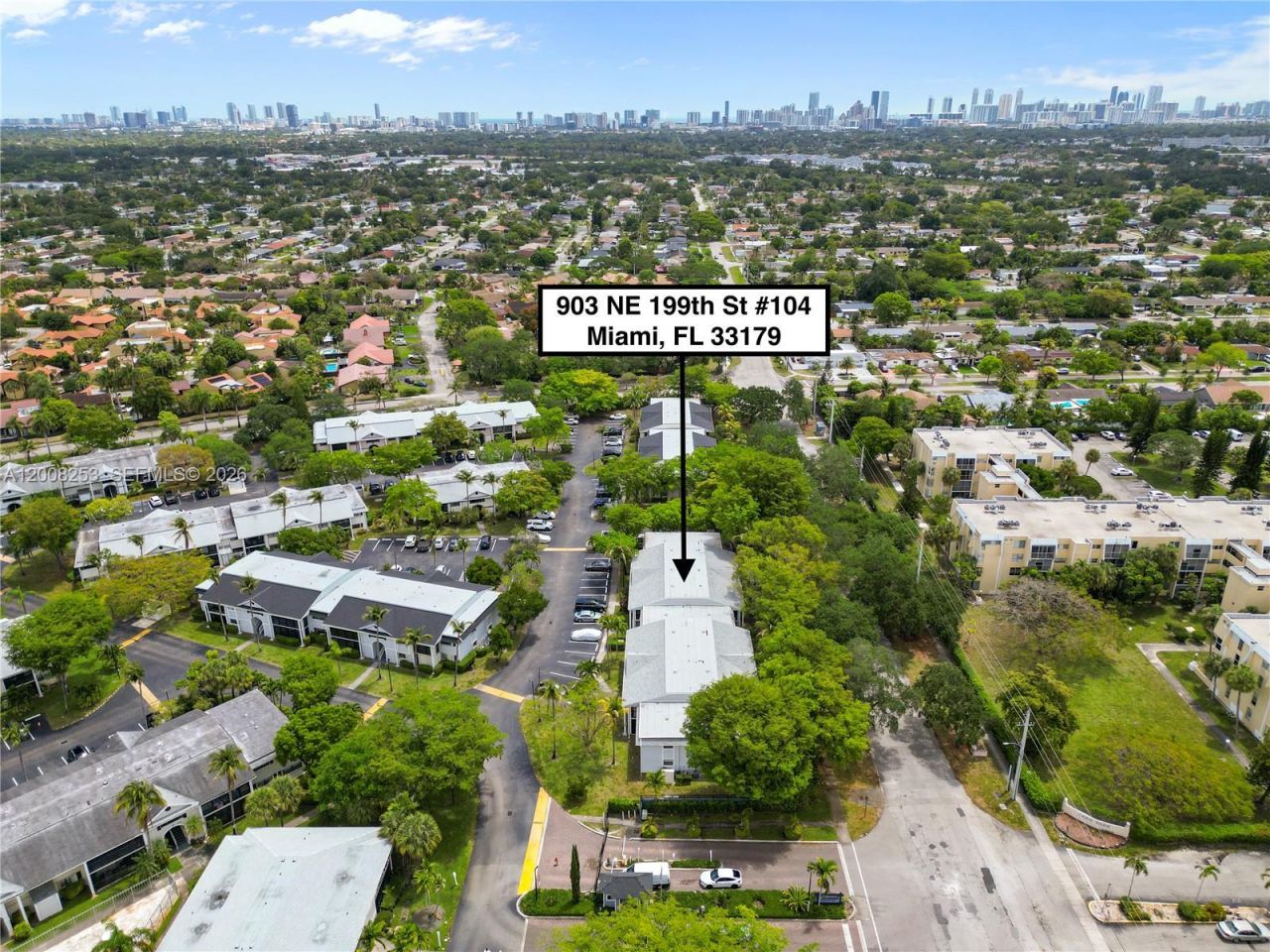 903 NE 199th St , Unit 104, Miami, FL 33179 Photo