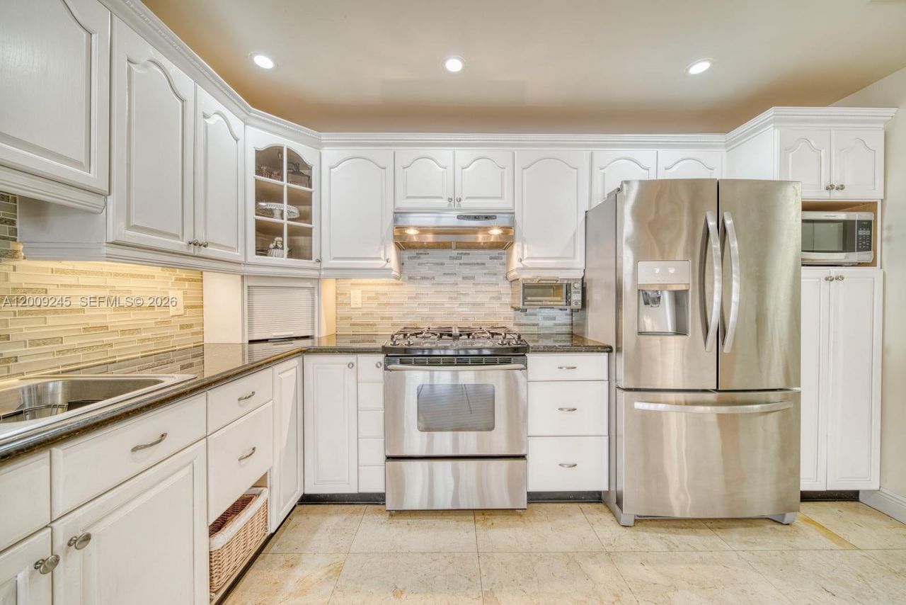 10641 SW 99th Ter , Miami, FL 33176 Photo