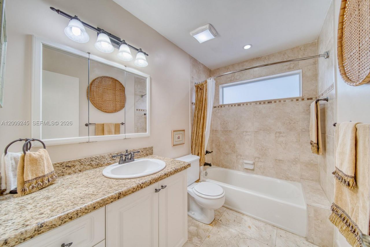 10641 SW 99th Ter , Miami, FL 33176 Photo