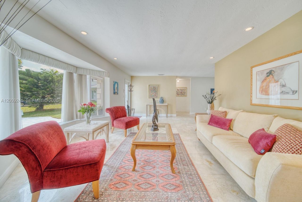 10641 SW 99th Ter , Miami, FL 33176 Photo