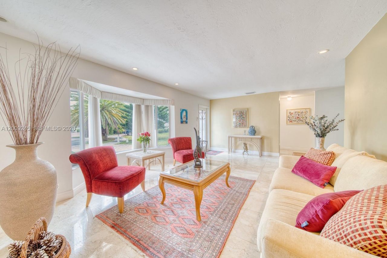 10641 SW 99th Ter , Miami, FL 33176 Photo