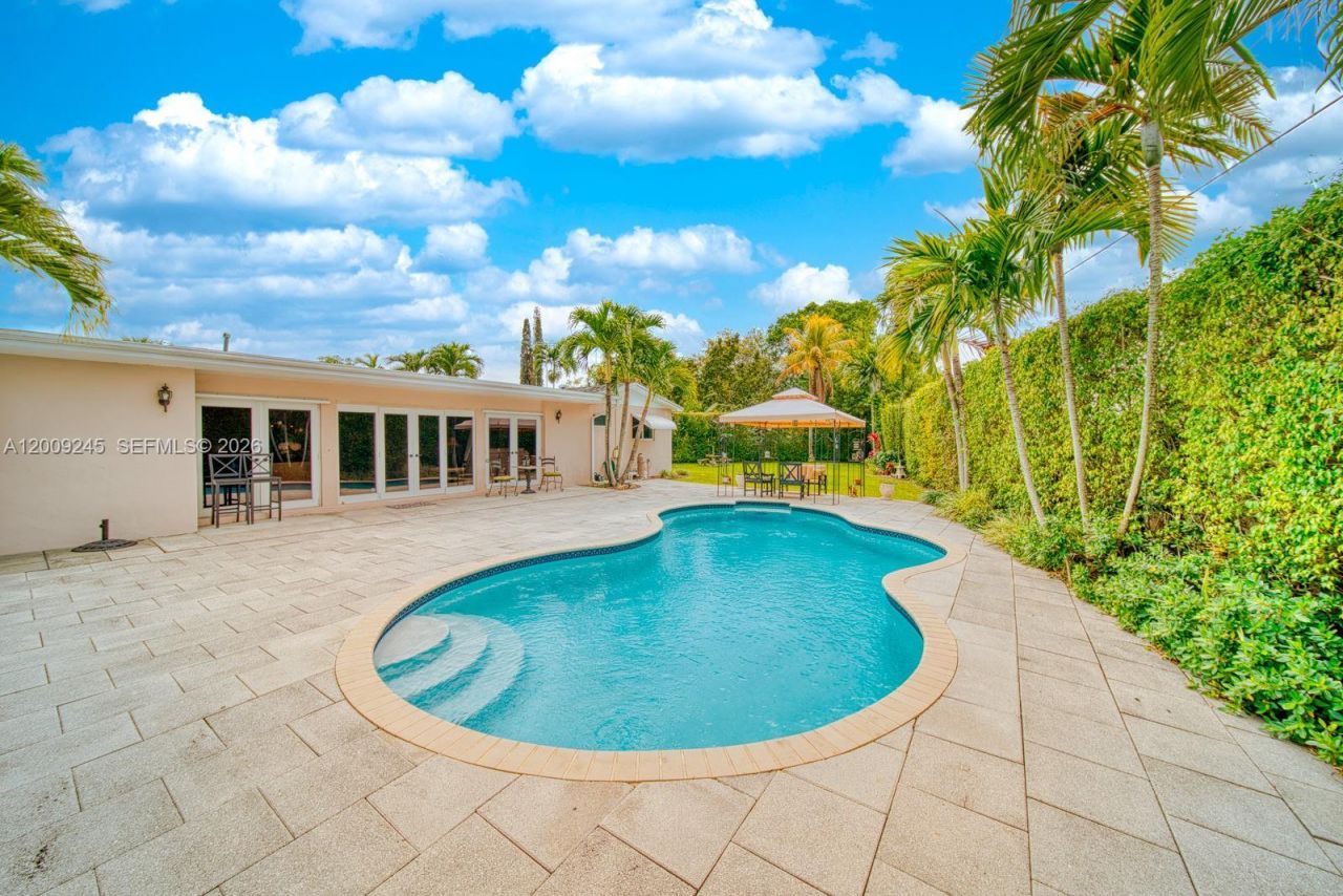 10641 SW 99th Ter , Miami, FL 33176 Photo