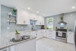 2115 Hunter Creek Drive photo 4