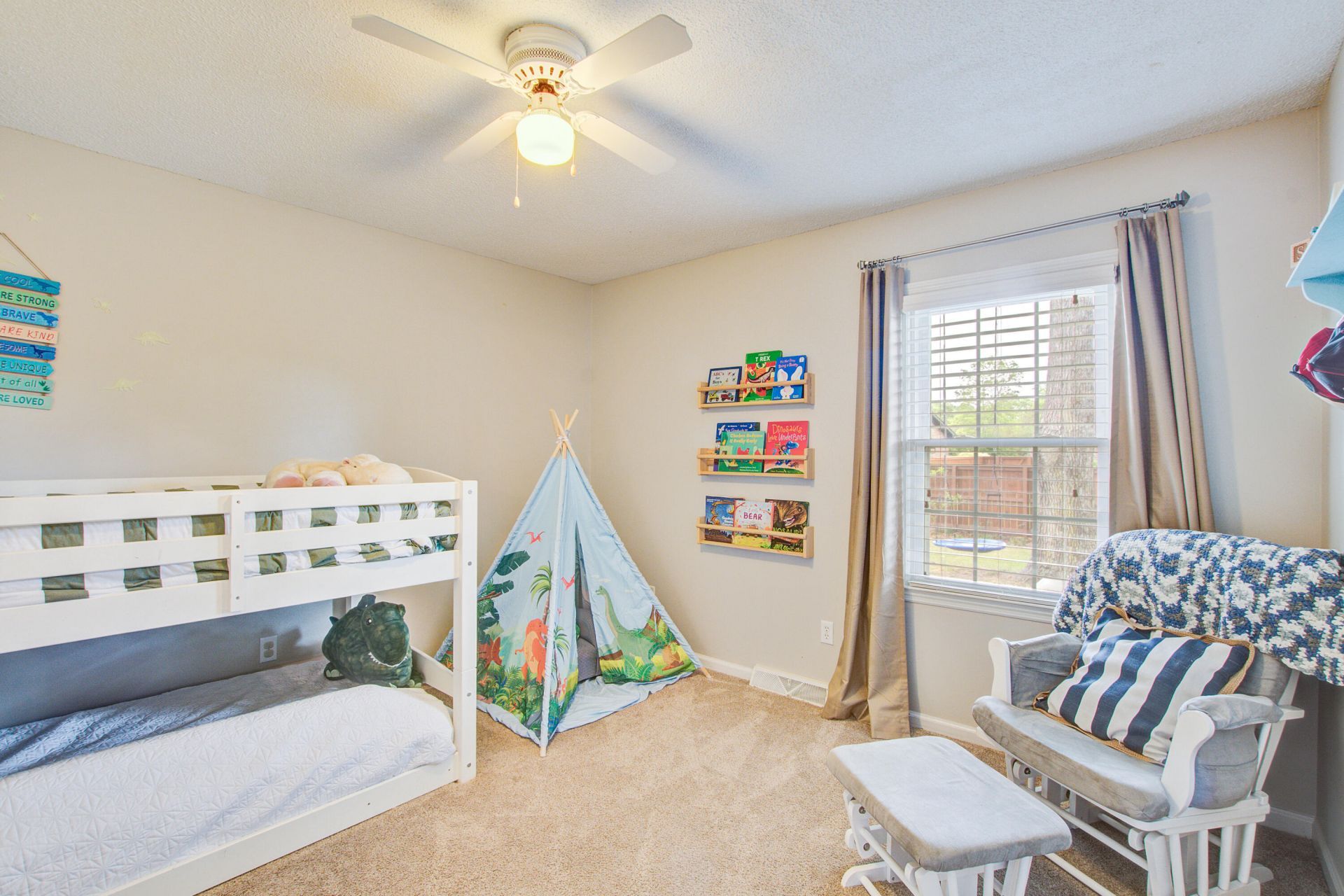 2115 Hunter Creek Drive Photo 30