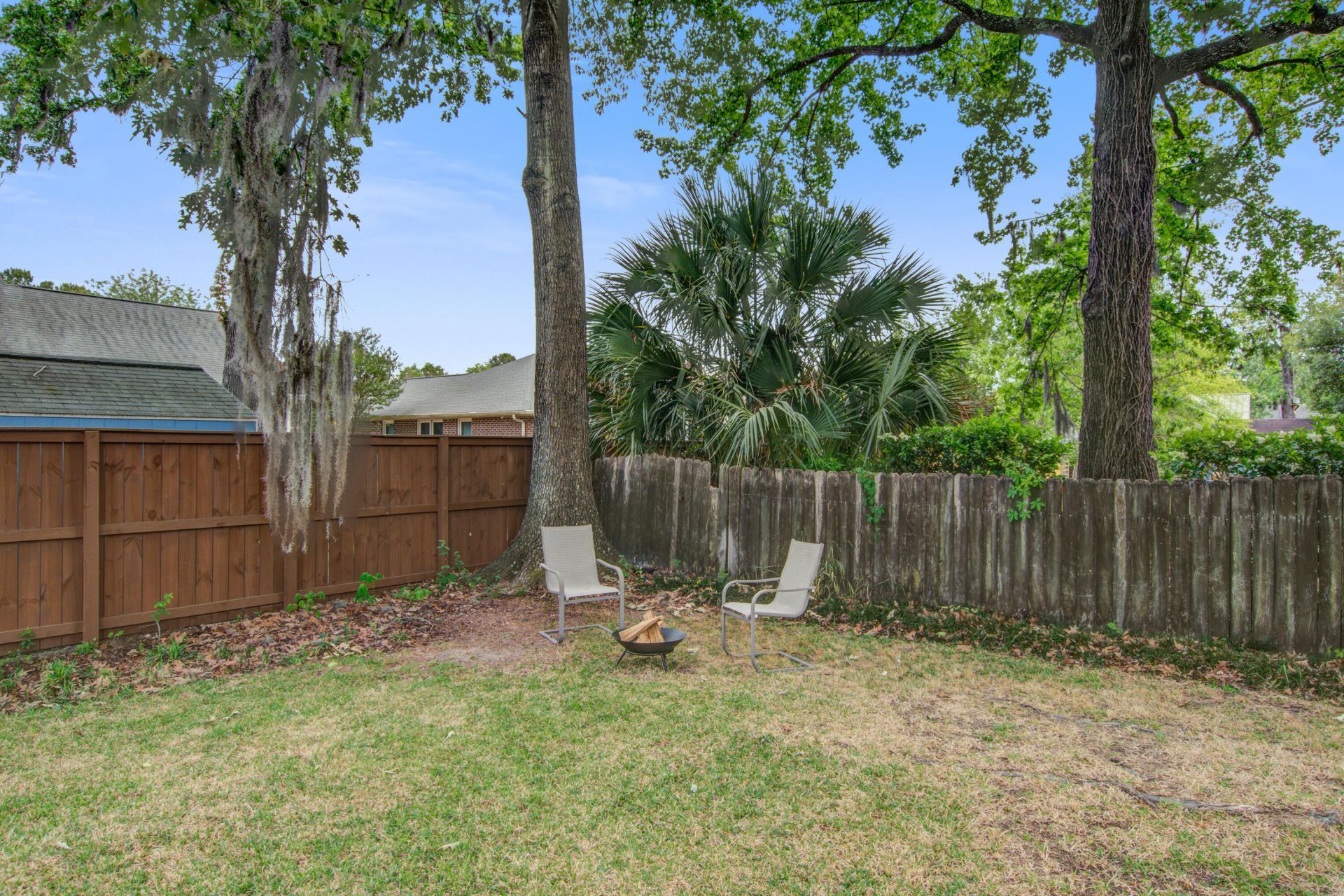 2115 Hunter Creek Drive Photo 45