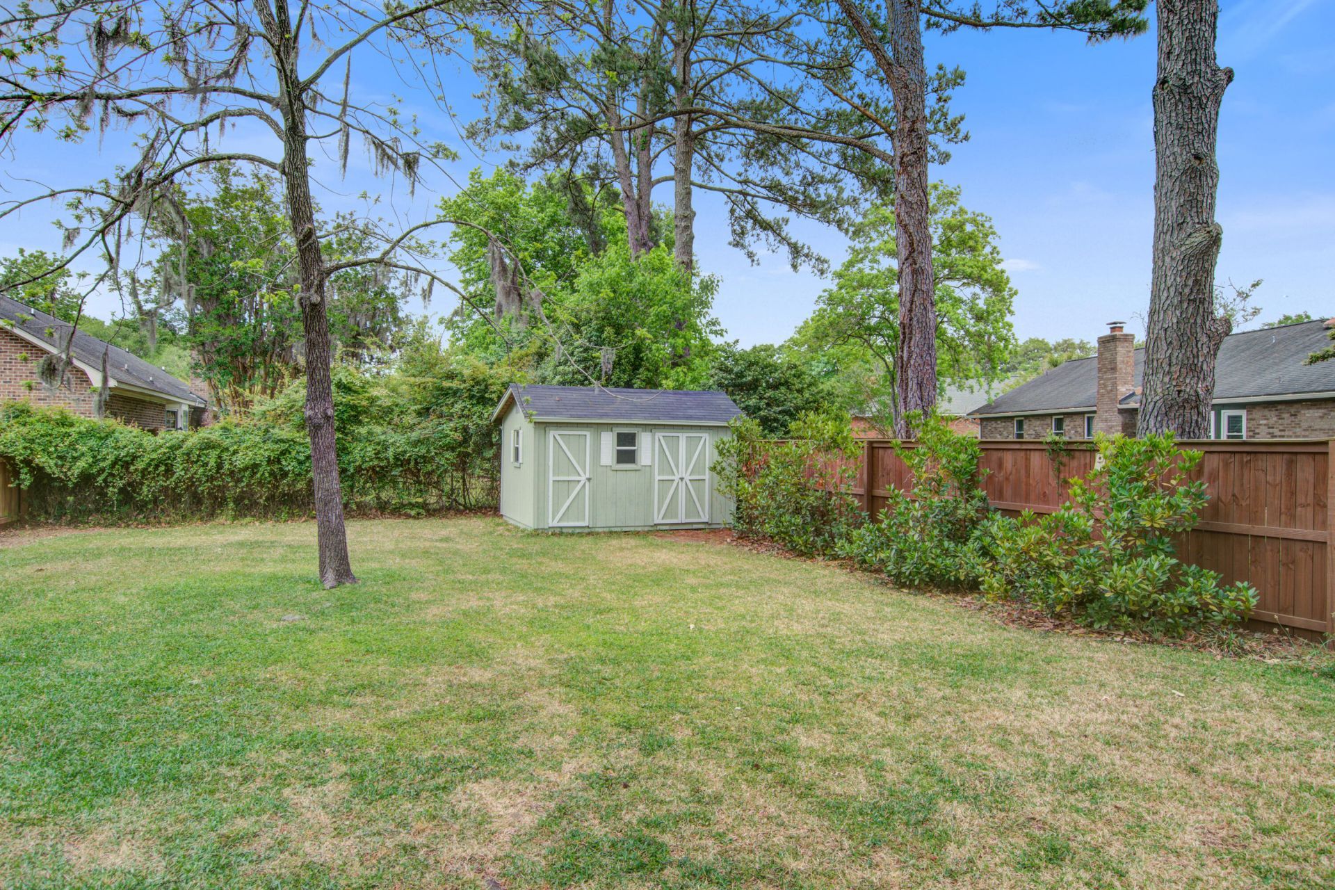 2115 Hunter Creek Drive Photo 46