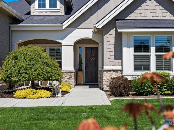 5292 W Piaffe St, Eagle, ID 83616