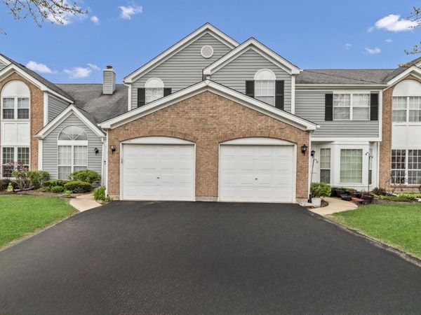 5903 Delaware Avenue , Gurnee, IL 60031