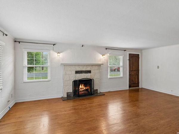 225 NORTH ST, Boerne, TX 78006