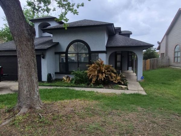 7014 HICKORY RIDGE DR, Converse, TX 78109