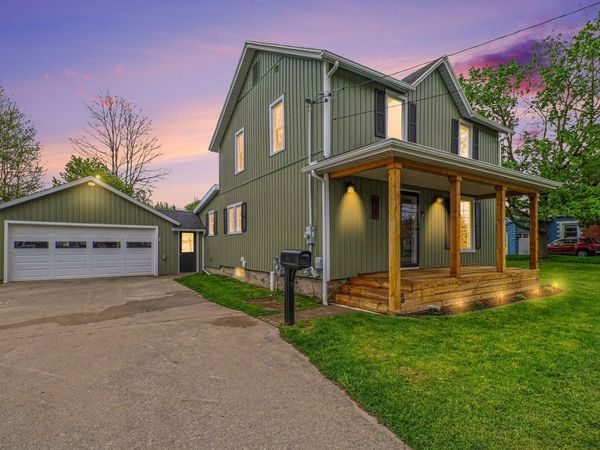 611 S Farmer Street, Otsego, MI 49078