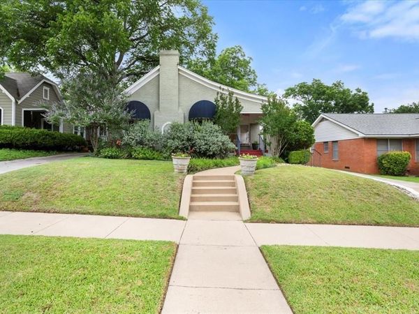 4016 Pershing Avenue, Fort Worth, TX 76107