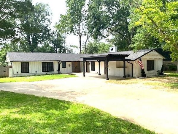 902 Ward Lane, Athens, TX 75751