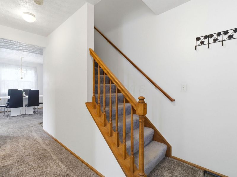 2742 Woodcroft Road, Columbus, OH 43204 Photo 3