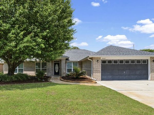 1682 Beachside Drive, Pensacola, FL 32506