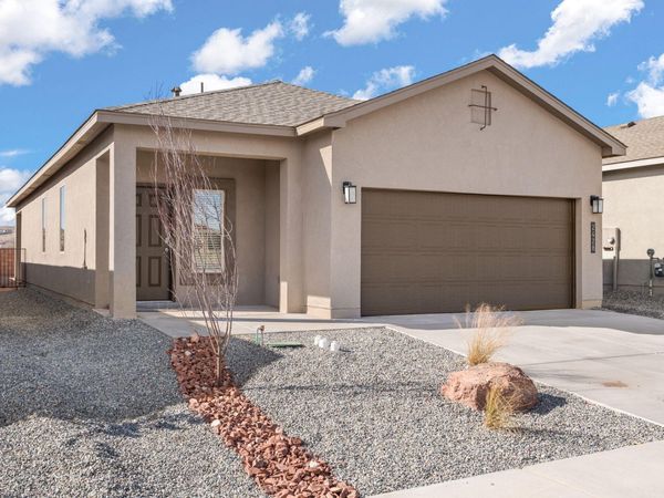 2481 Eglisfield Loop NE, Rio Rancho, NM 87144