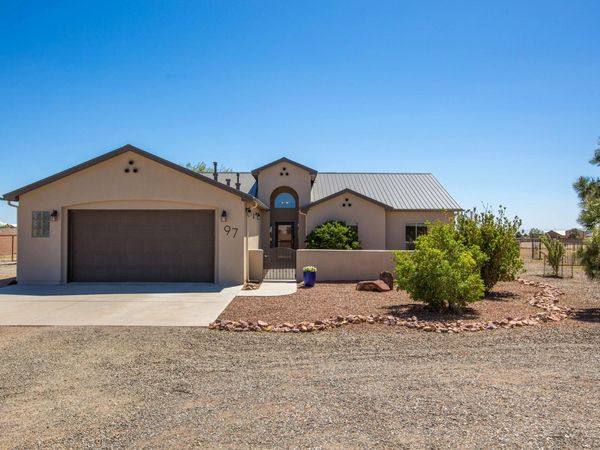 97 Evening Star Loop, Edgewood, NM 87015