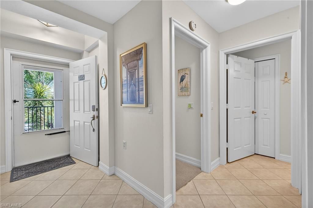 20944 Island Sound Cir , Unit 305, Estero, FL 33928 Photo