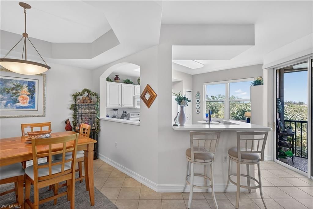 20944 Island Sound Cir , Unit 305, Estero, FL 33928 Photo