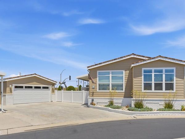 5540 W 5th Street, Unit 21, Oxnard, CA 93035