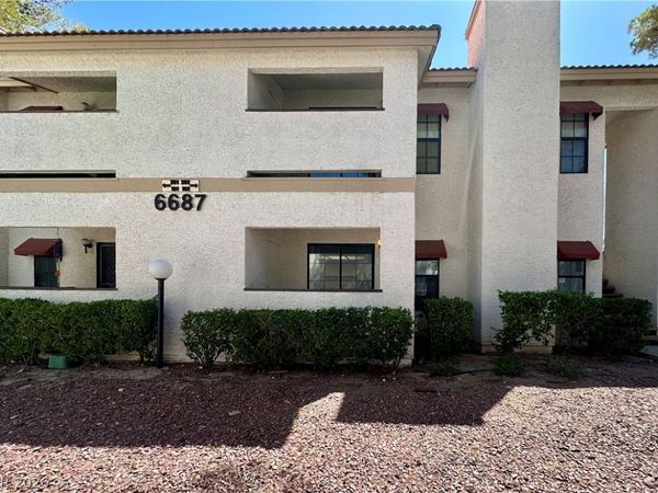 6687 W Tropicana Avenue, Unit 102, Las Vegas, NV 89103