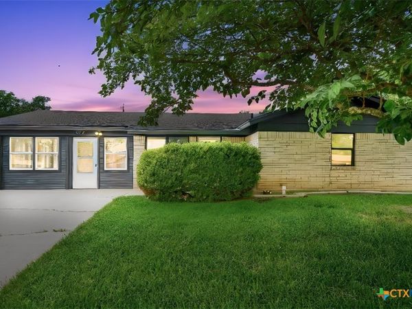 917 Holly Street , Copperas Cove, TX 76522