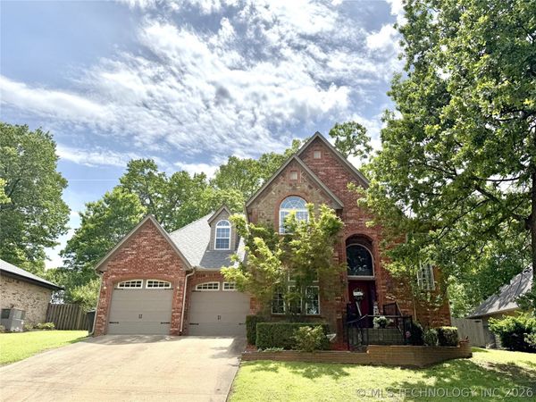 306 Hickory Drive , Tahlequah, OK 74464
