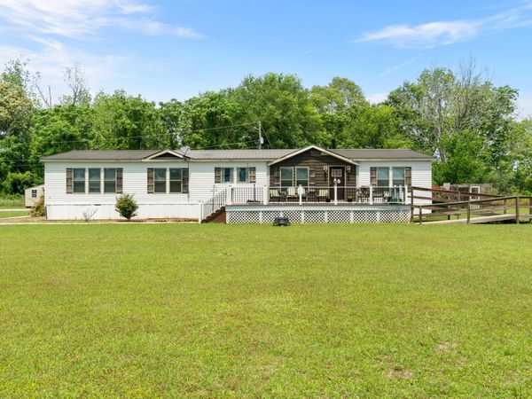 1703 Eatonville, Hattiesburg, MS 39401