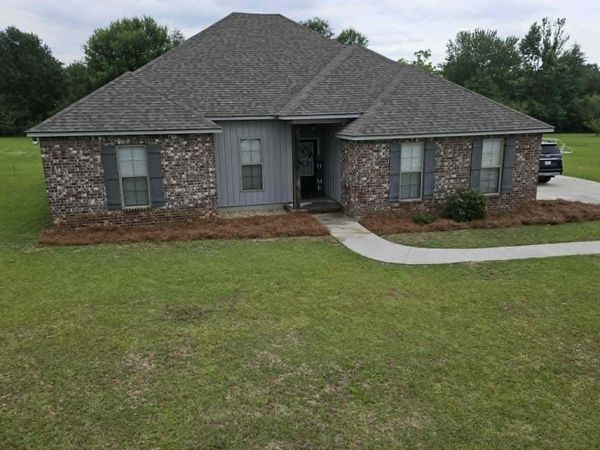 15 South Town Ln., Purvis, MS 39475